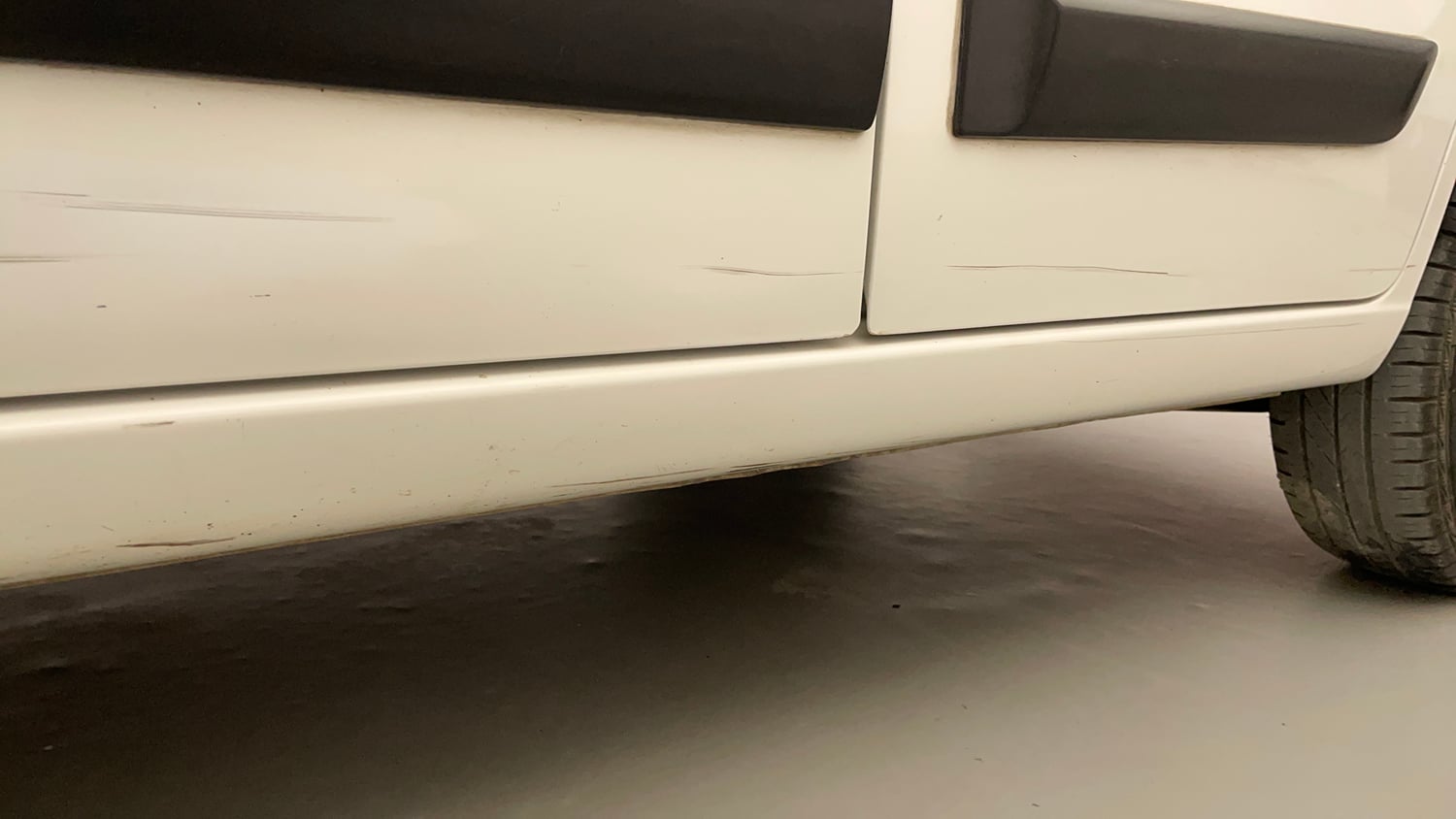 Used 2016 Maruti Suzuki Wagon R VXI Petrol Manual dents MINOR SCRATCH