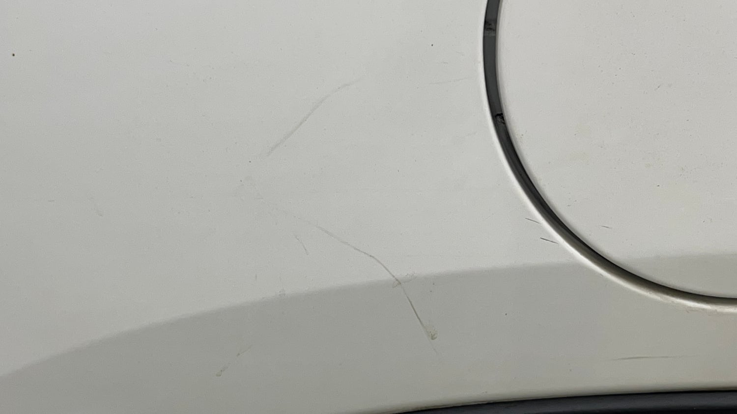 Used 2021 Nissan Magnite XE Petrol Manual dents MINOR SCRATCH
