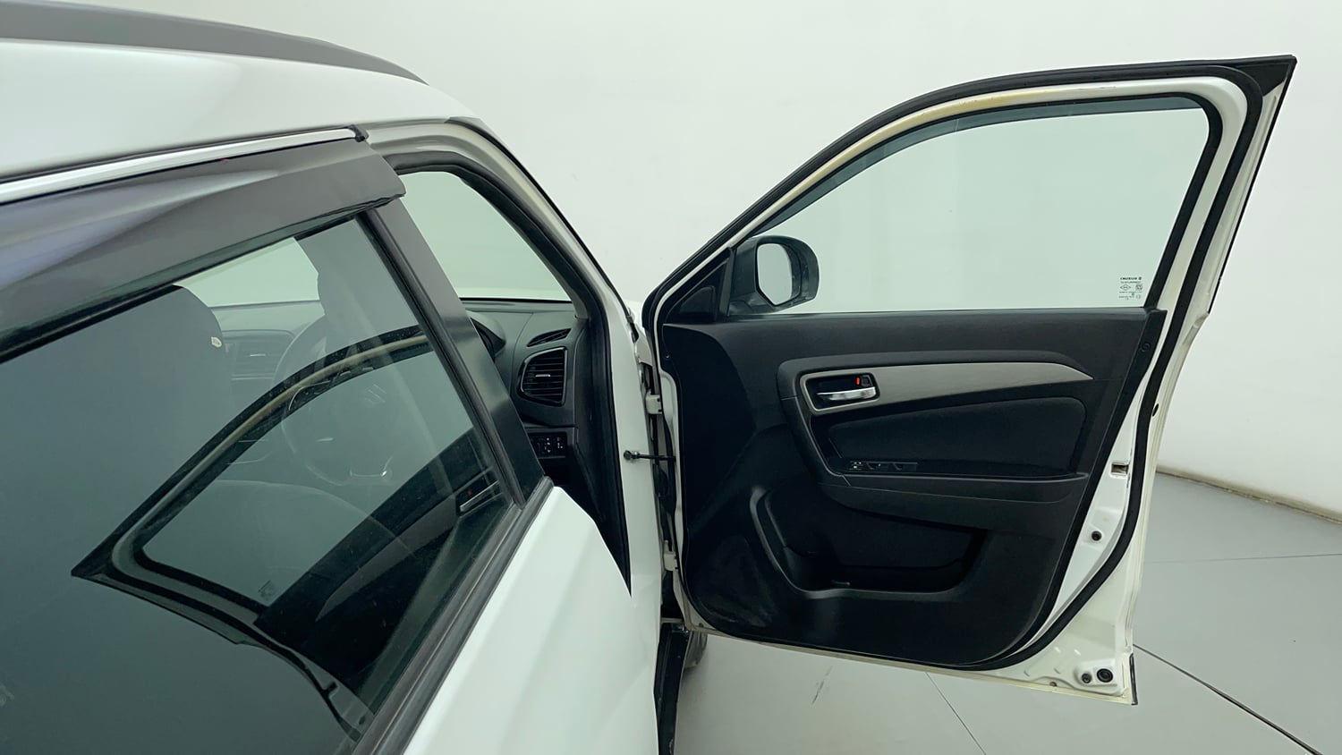 Used 2019 maruti-suzuki Vitara Brezza ZDi Plus AGS Diesel Automatic interior RIGHT FRONT DOOR OPEN VIEW