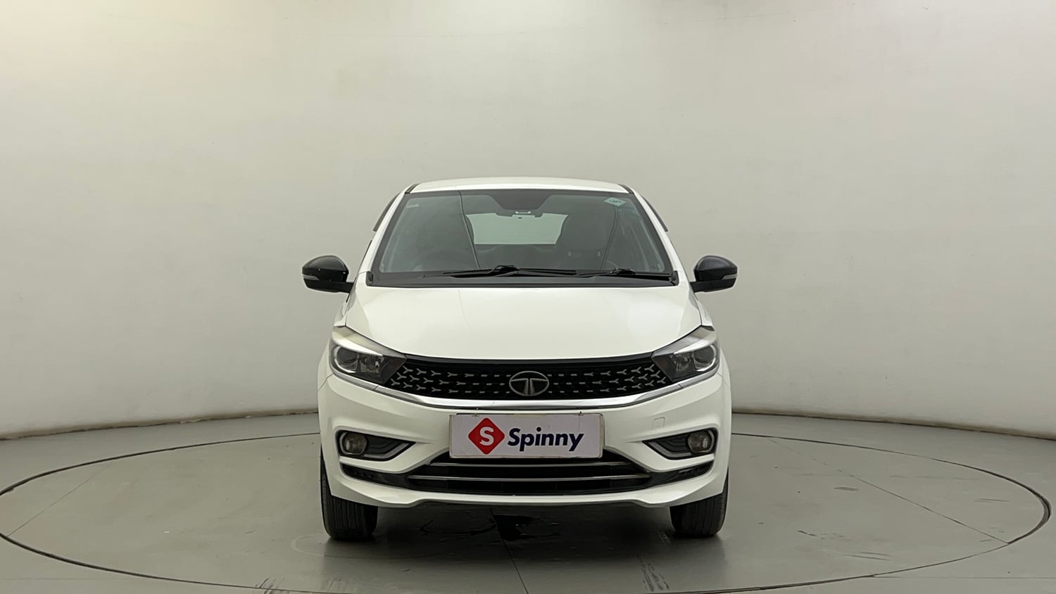 Used 2023 Tata Tigor XZ Plus CNG Cng Manual exterior FRONT VIEW