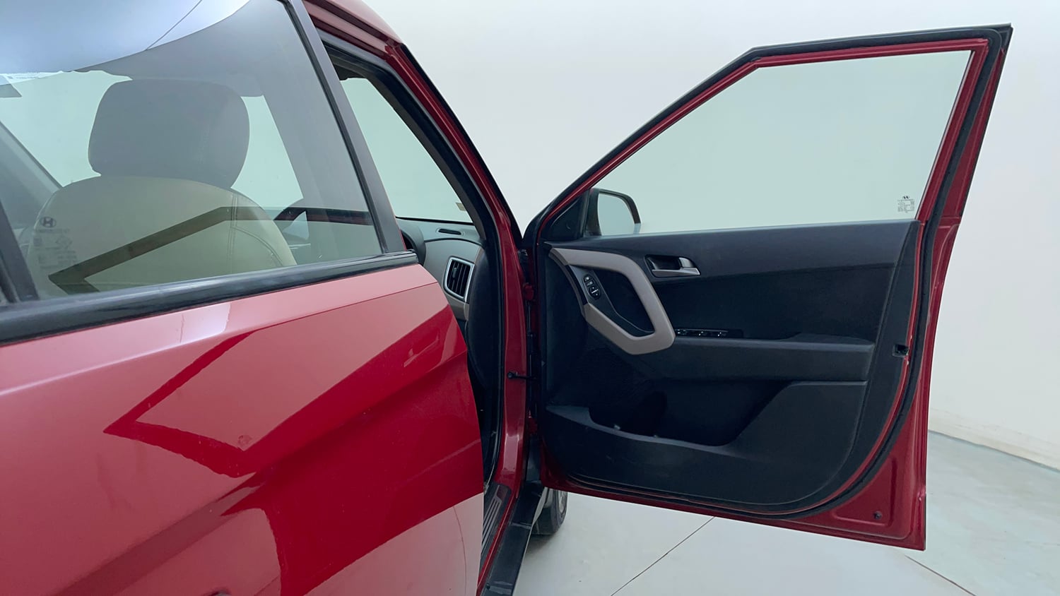 Used 2017 Hyundai Creta 1.6 SX Plus AT Petrol Petrol Automatic interior RIGHT FRONT DOOR OPEN VIEW