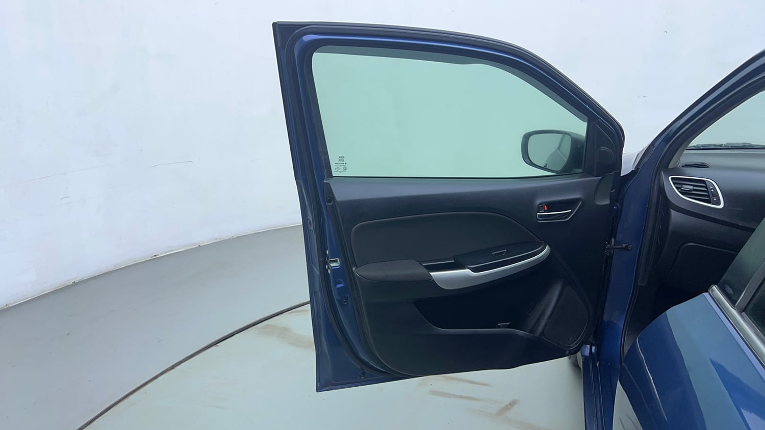 Used 2018 Maruti Suzuki Baleno Alpha 1.2 Petrol Manual interior LEFT FRONT DOOR OPEN VIEW