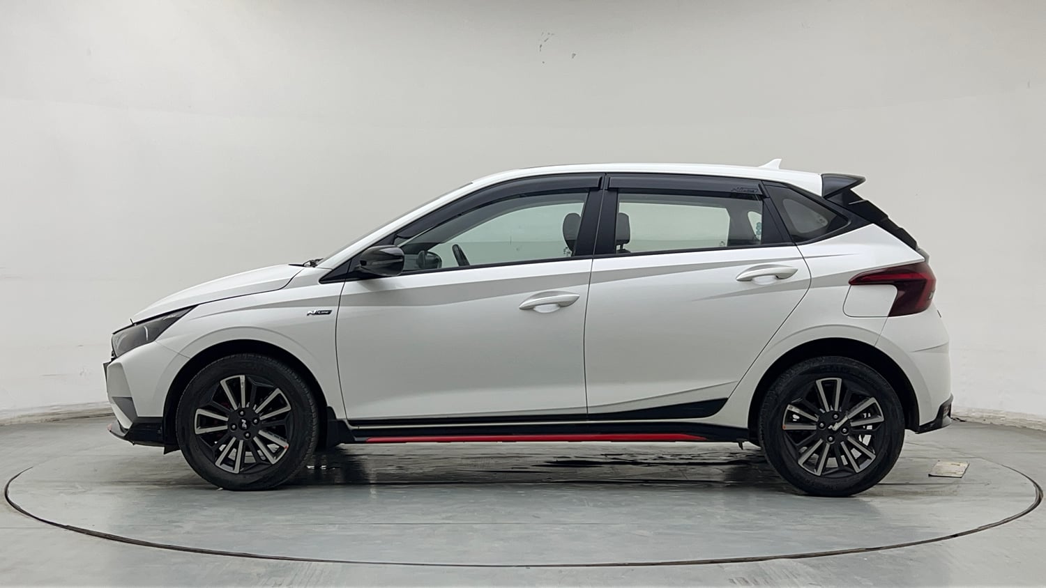 Used 2022 Hyundai i20 N Line N8 1.0 Turbo DCT Petrol Automatic exterior LEFT SIDE VIEW
