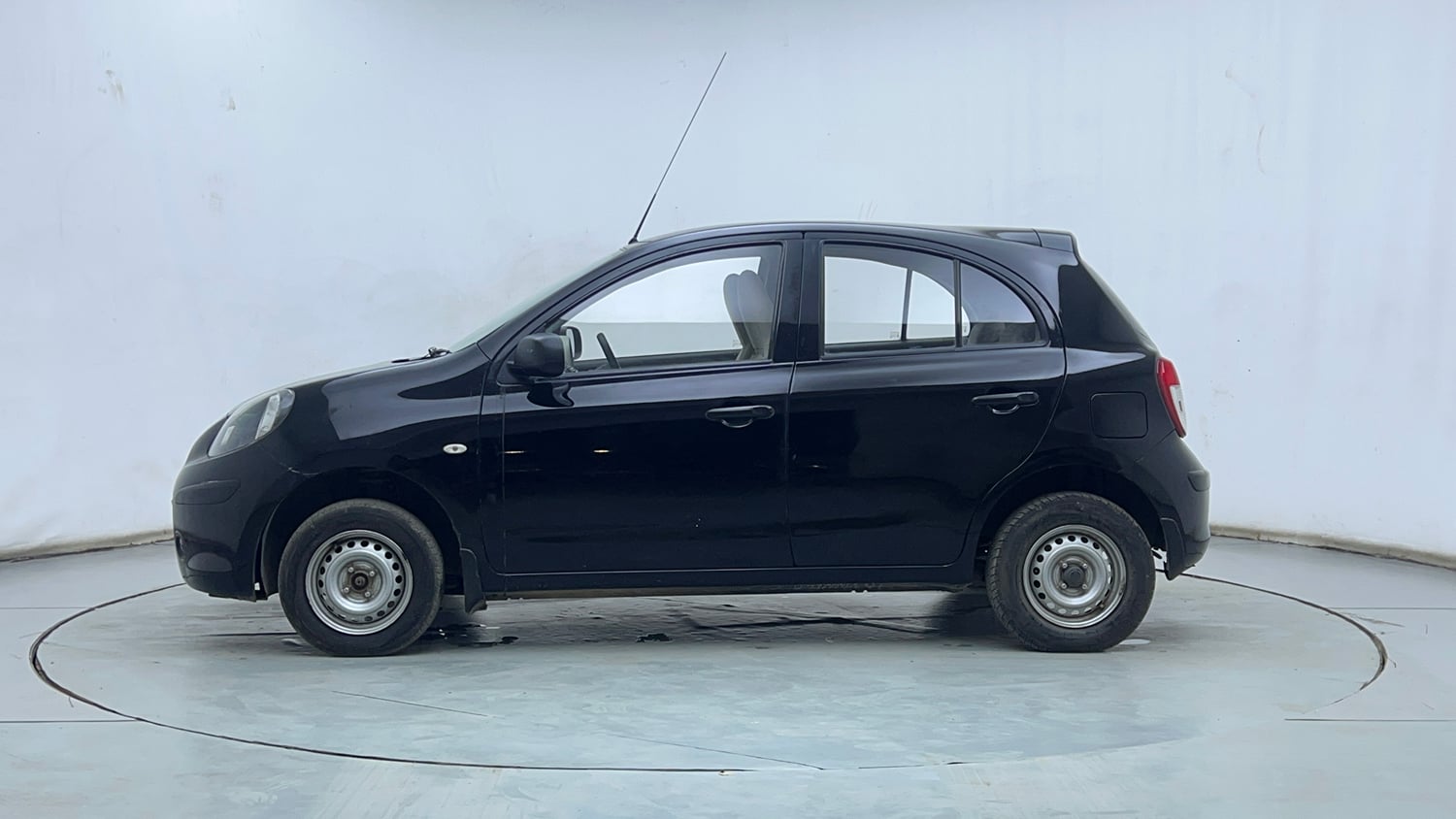 Used 2014 Nissan Micra Active XL Petrol Manual exterior LEFT SIDE VIEW