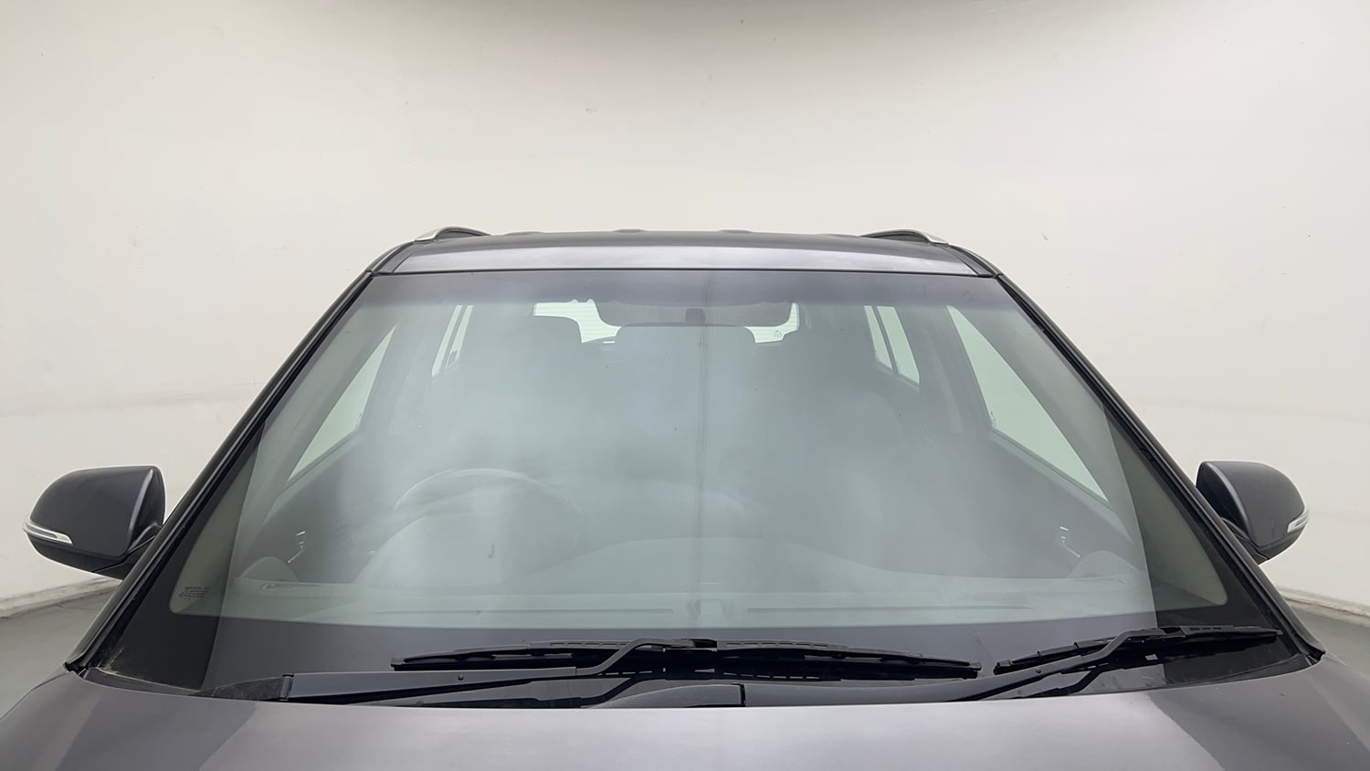 Used 2018 Hyundai Creta SX 1.6 Petrol Petrol Manual exterior FRONT WINDSHIELD VIEW