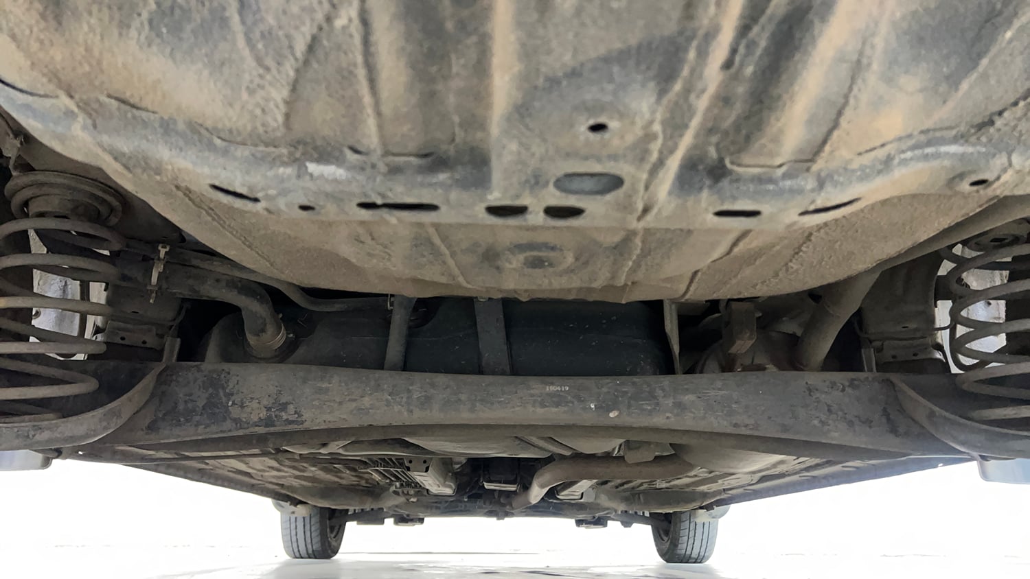 Used 2019 Honda Amaze 1.2 S MT Petrol Petrol Manual extra REAR UNDERBODY VIEW (TAKEN FROM REAR)
