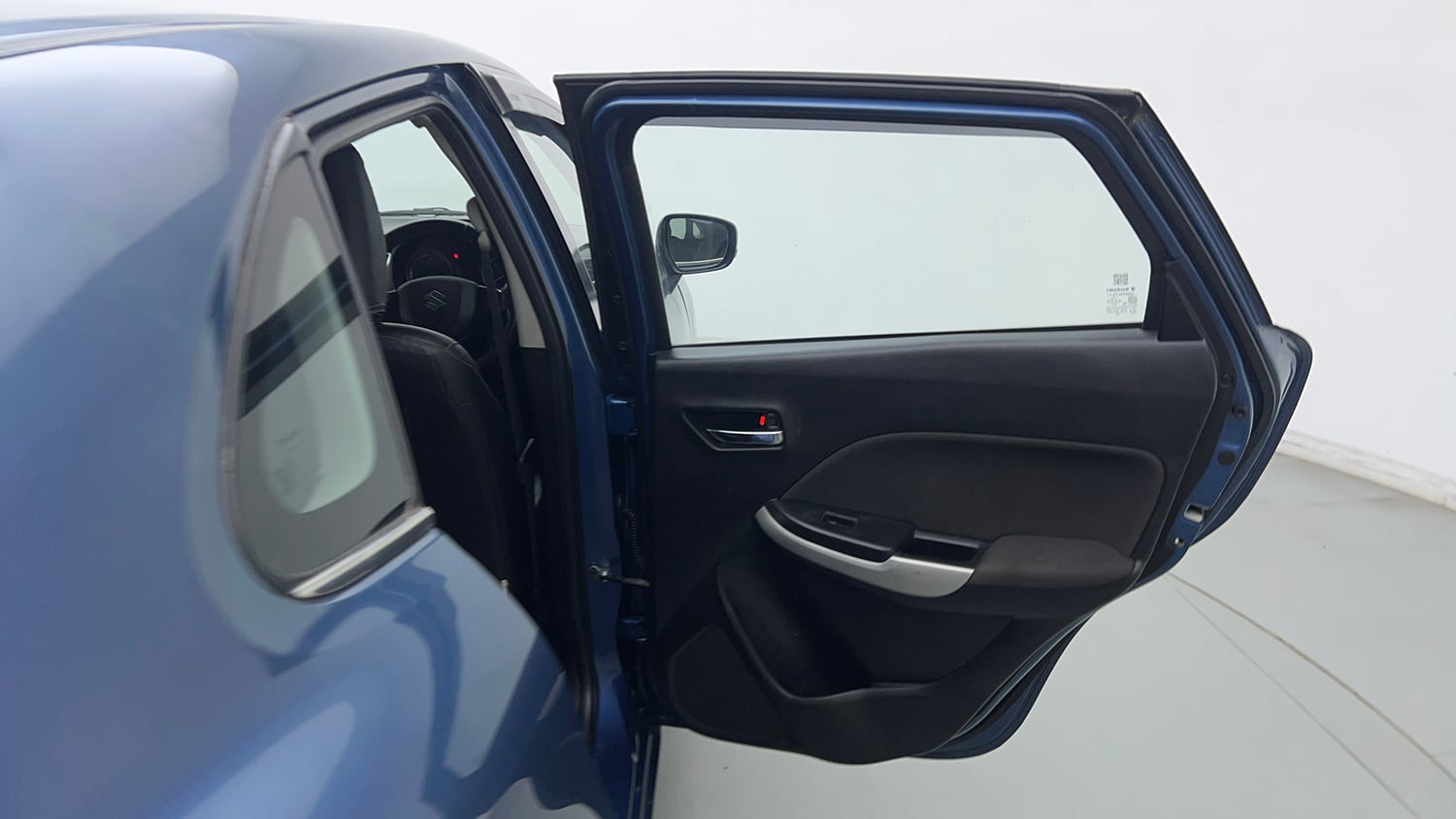 Used 2018 Maruti Suzuki Baleno Delta 1.2 Petrol Manual interior RIGHT REAR DOOR OPEN VIEW