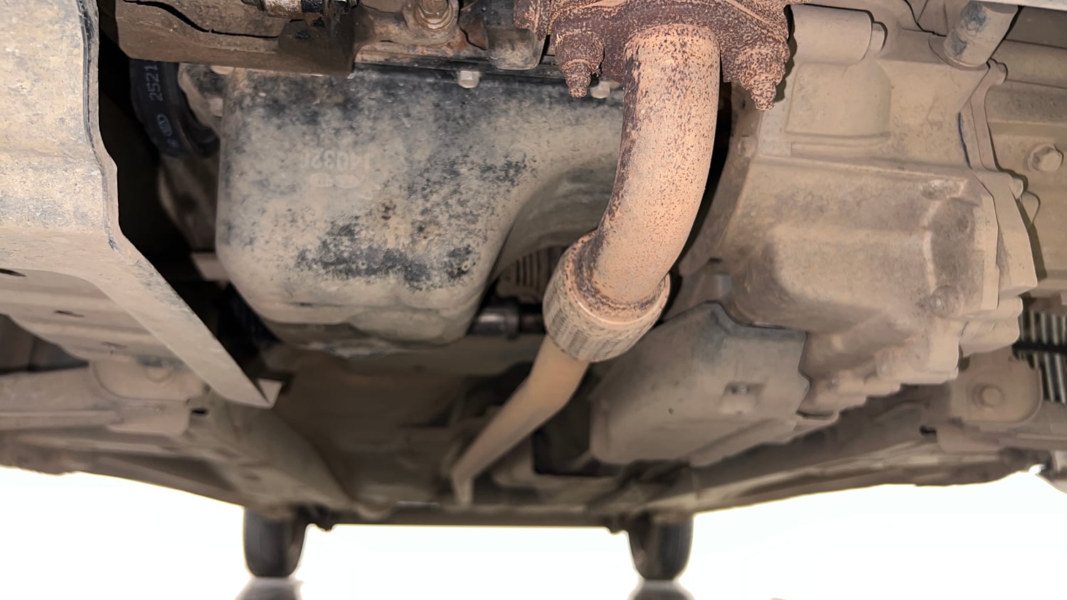 Used 2014 Hyundai Eon Magna + Petrol Manual extra FRONT LEFT UNDERBODY VIEW