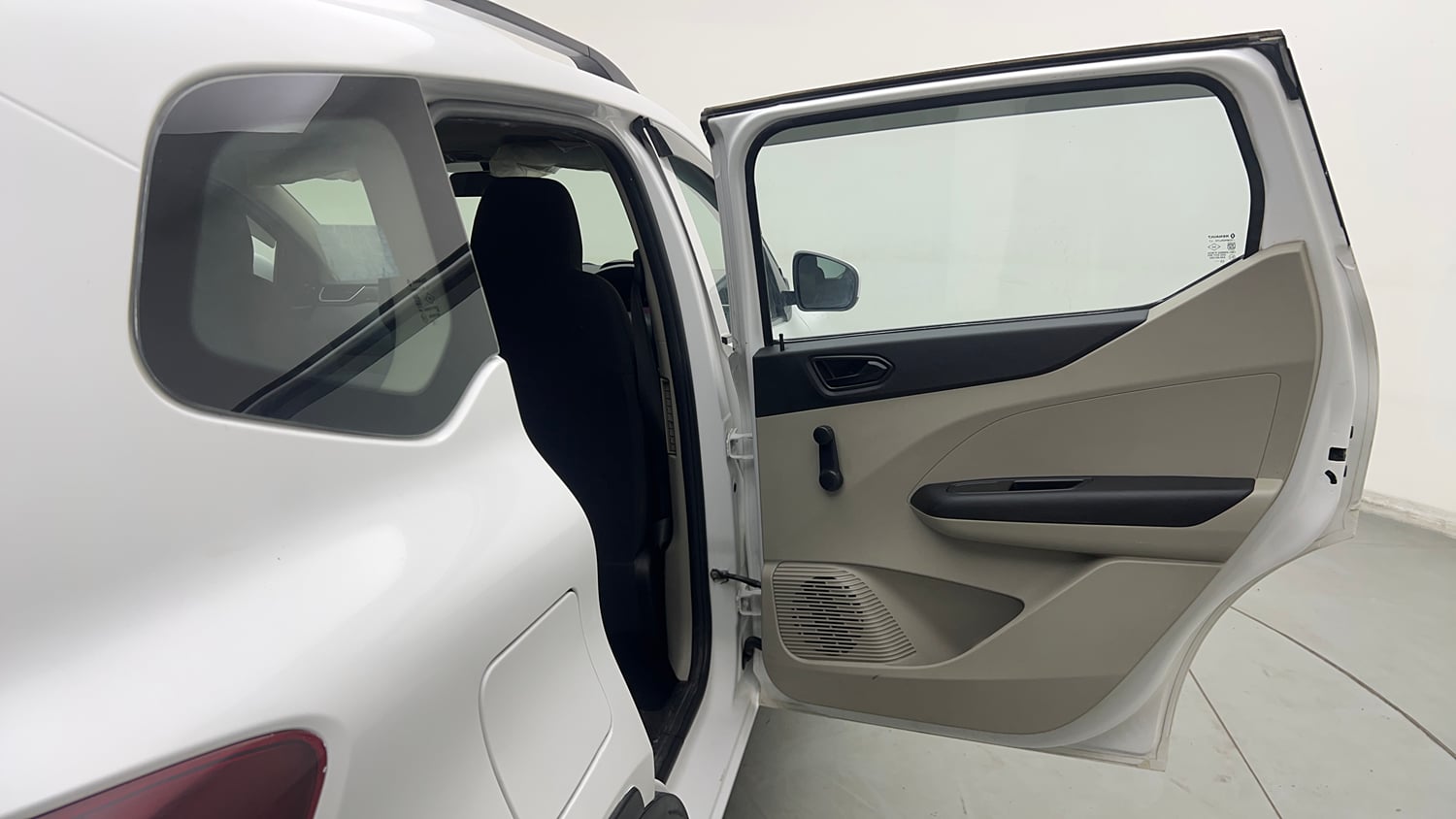 Used 2020 Renault Triber RXL Petrol Manual interior RIGHT REAR DOOR OPEN VIEW