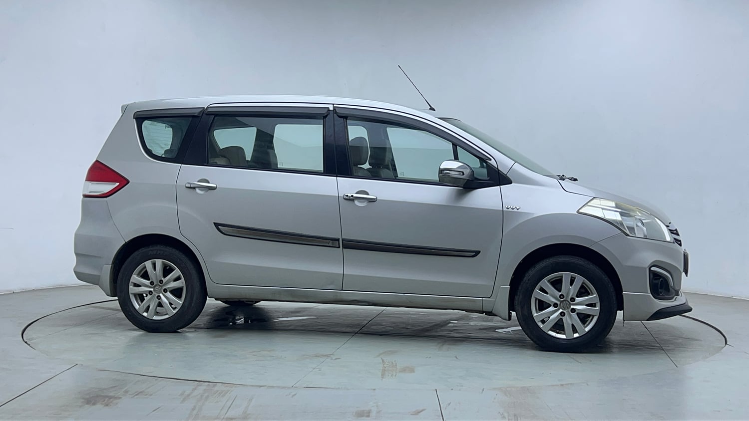 Used 2018 Maruti Suzuki Ertiga ZXI+ Petrol Manual exterior RIGHT SIDE VIEW