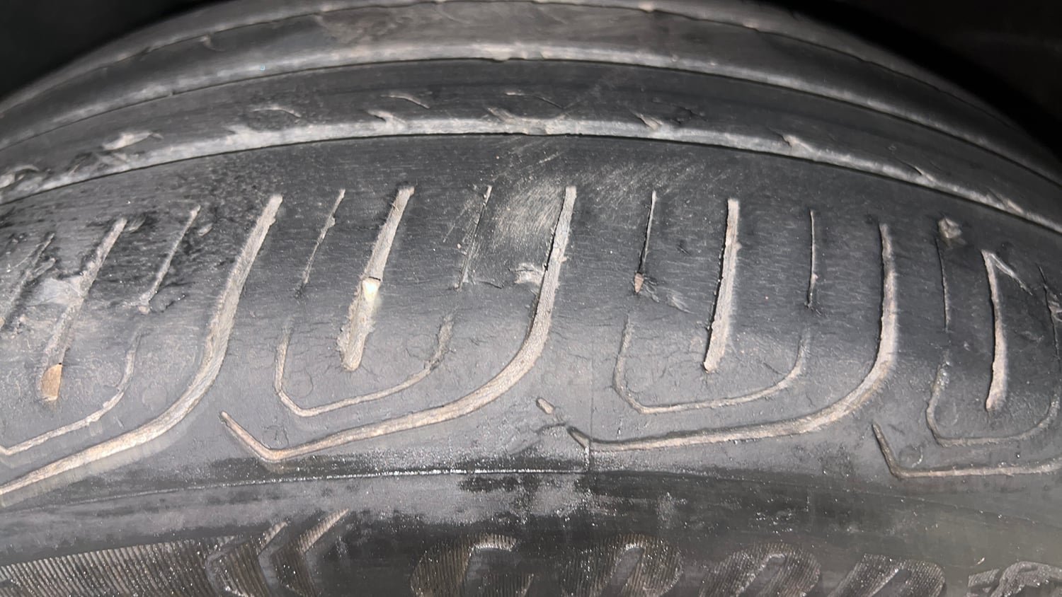 Used 2022 Tata Altroz XZ Plus Diesel Diesel Manual tyres RIGHT REAR TYRE TREAD VIEW