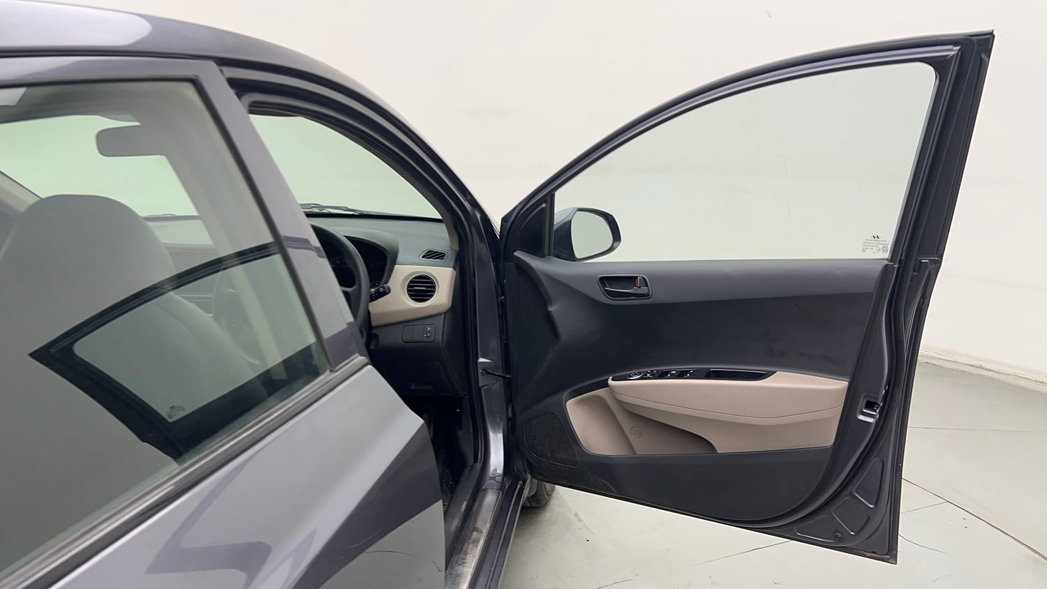 Used 2017 Hyundai Grand i10 Magna 1.2 Kappa VTVT Petrol Manual interior RIGHT FRONT DOOR OPEN VIEW