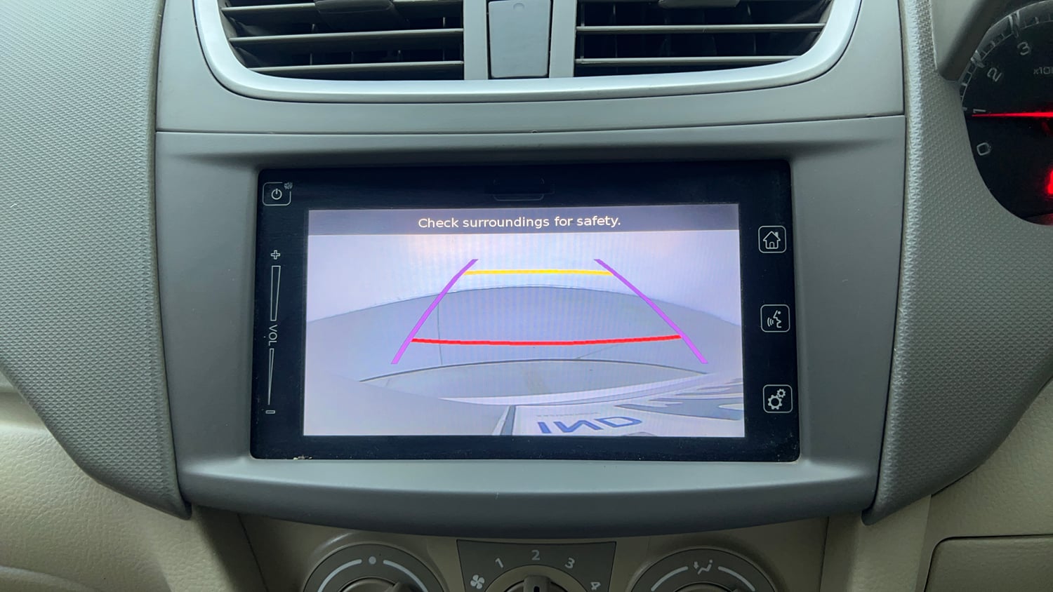 Used 2018 Maruti Suzuki Ertiga ZXI+ Petrol Manual top_features Rear camera