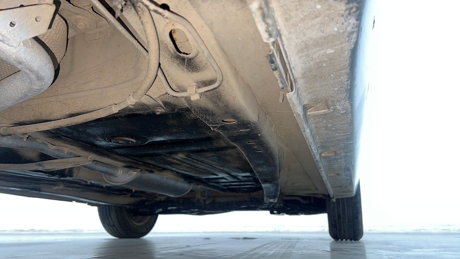 Used 2018 Maruti Suzuki Baleno Delta 1.2 Petrol Manual extra REAR RIGHT UNDERBODY VIEW