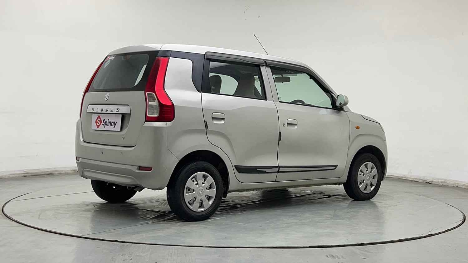 Used 2022 Maruti Suzuki Wagon R LXI 1.0 CNG Cng Manual exterior RIGHT REAR CORNER VIEW