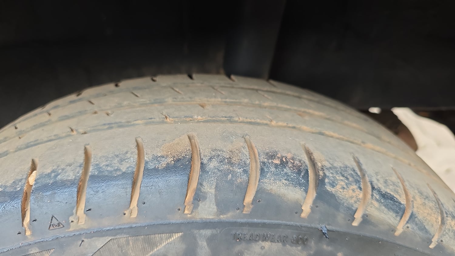 Used 2017 Renault Kwid 1.0 RXT Opt Petrol Manual tyres LEFT REAR TYRE TREAD VIEW