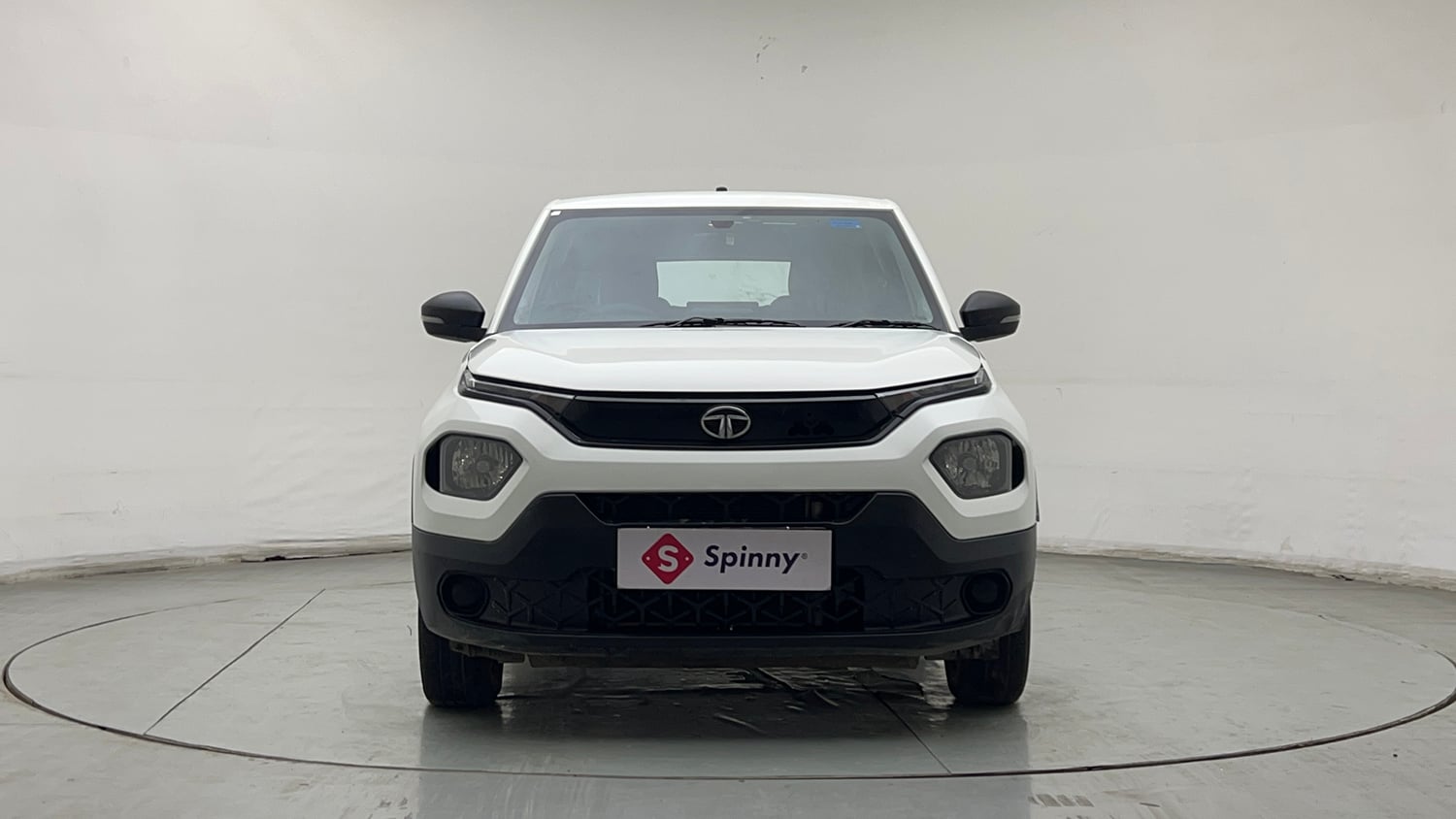 Used 2023 Tata Punch Pure MT Petrol Manual exterior FRONT VIEW