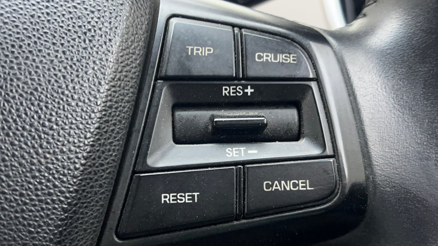 Used 2018 Hyundai Creta SX 1.6 Petrol Petrol Manual top_features Cruise control