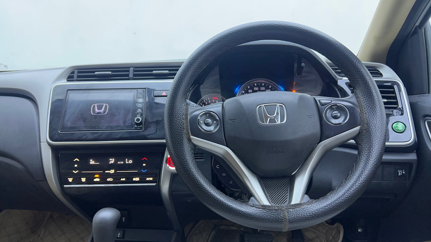 Used 2019 Honda City V CVT Petrol Petrol Automatic interior STEERING VIEW