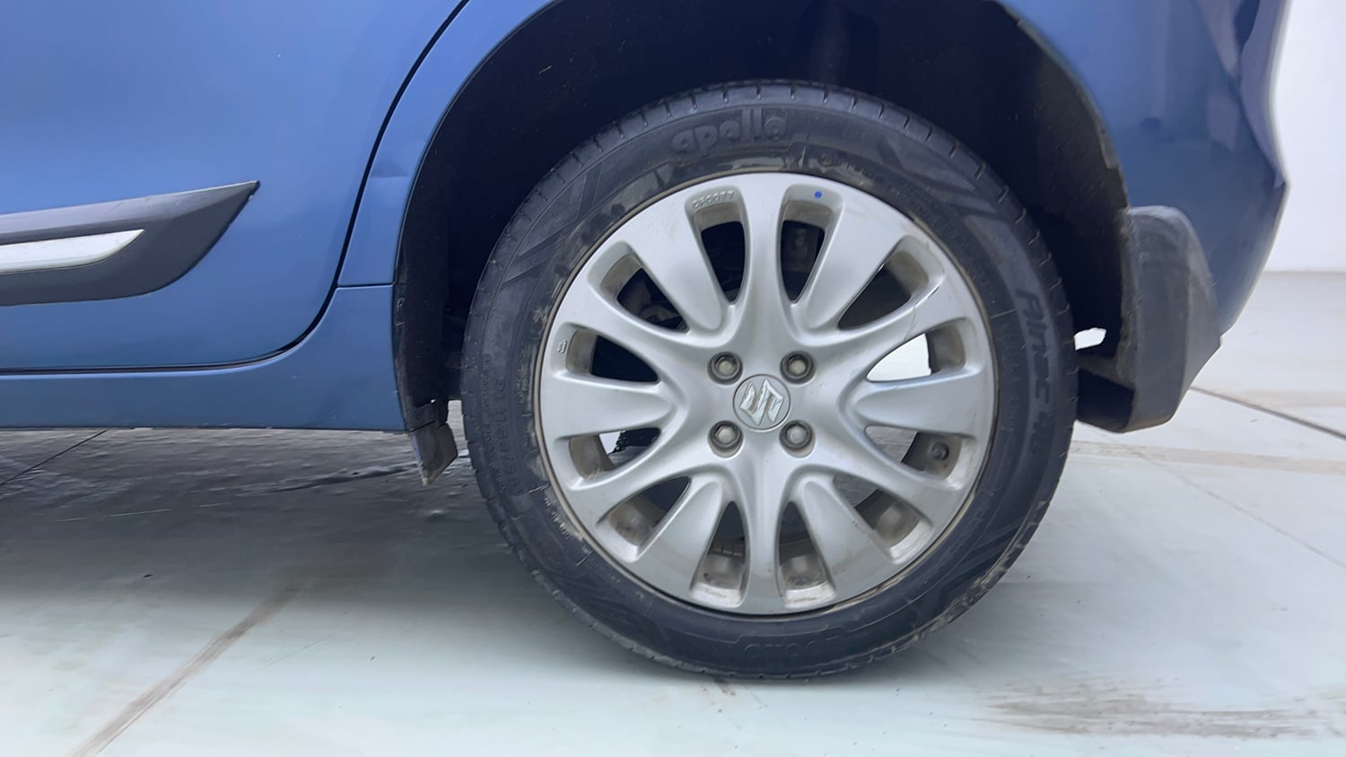 Used 2018 Maruti Suzuki Baleno Alpha 1.2 Petrol Manual tyres LEFT REAR TYRE RIM VIEW