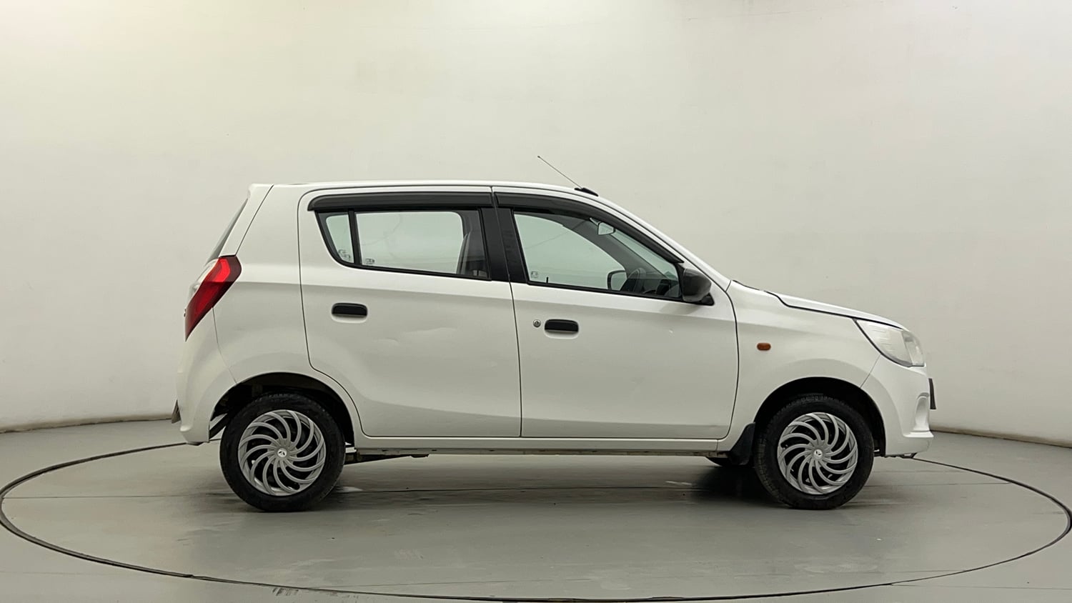 Used 2015 Maruti Suzuki Alto K10 VXi Petrol Manual exterior RIGHT SIDE VIEW