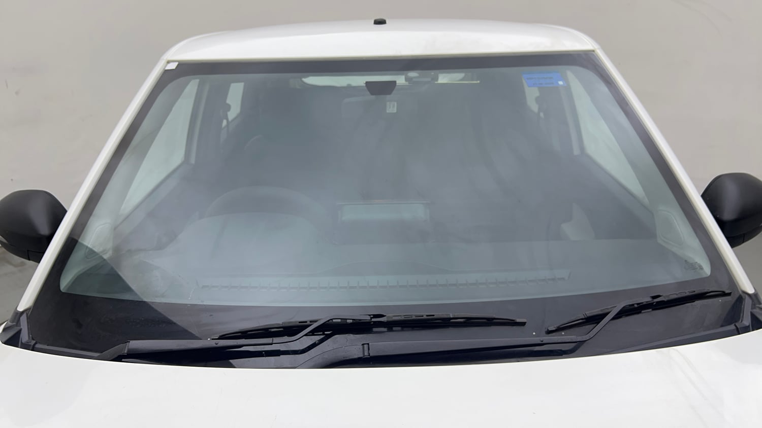 Used 2023 Tata Punch Pure MT Petrol Manual exterior FRONT WINDSHIELD VIEW
