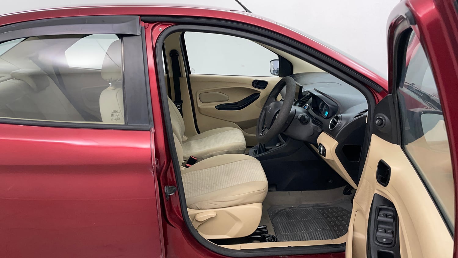 Used 2019 Ford Figo Aspire Titanium 1.2 Ti-VCT Petrol Manual interior RIGHT SIDE FRONT DOOR CABIN VIEW