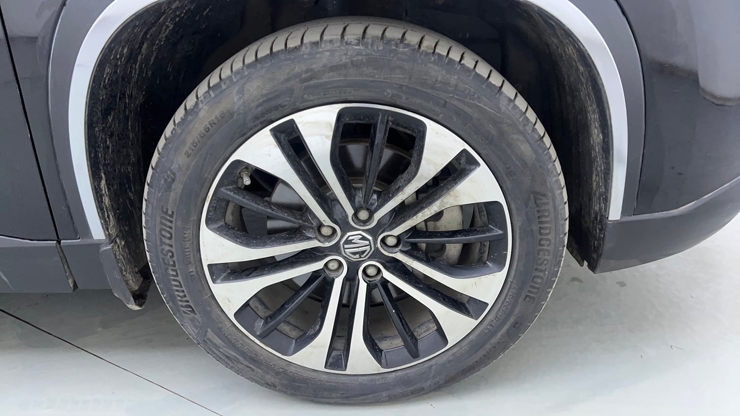 Used 2023 MG Motors Hector Sharp 2.0 Diesel Turbo MT Diesel Manual tyres RIGHT FRONT TYRE RIM VIEW