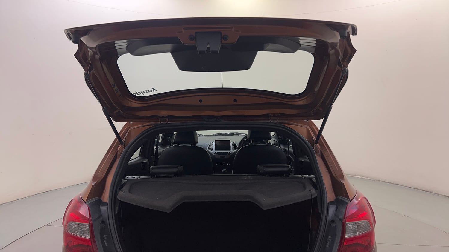 Used 2019 Ford Freestyle Trend Plus 1.2 Ti-VCT Petrol Manual interior DICKY DOOR OPEN VIEW