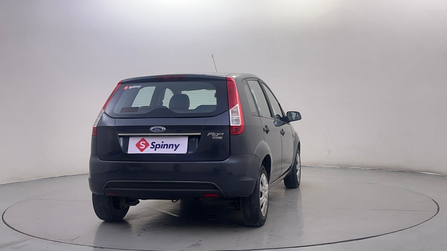 Used 2013 Ford Figo Duratorq Diesel ZXI 1.4 Diesel Manual exterior RIGHT REAR CORNER VIEW