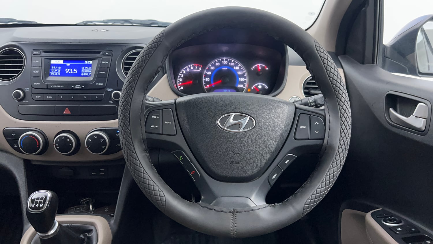 Used 2016 Hyundai Grand i10 Asta 1.2 Kappa VTVT Petrol Manual interior STEERING VIEW