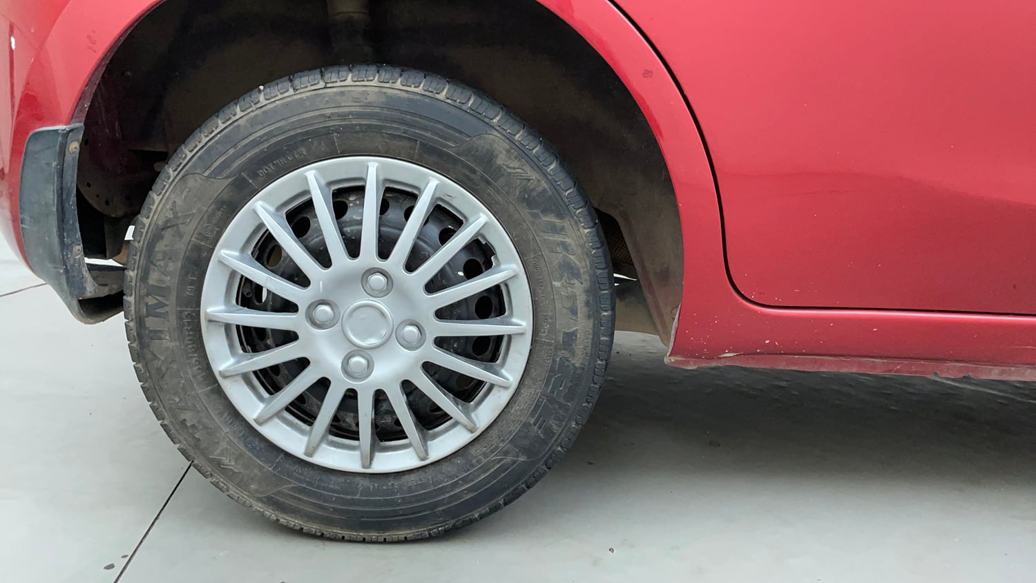 Used 2016 Nissan Micra Active XV Petrol Manual tyres RIGHT REAR TYRE RIM VIEW