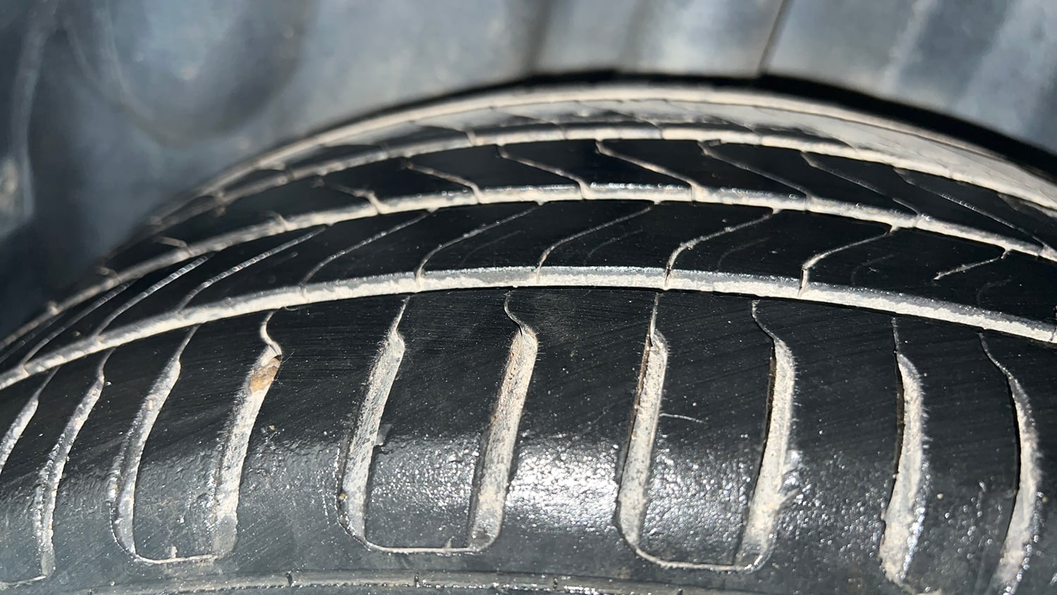 Used 2019 Volkswagen Polo Highline Plus 1.0 (P) Petrol Manual tyres RIGHT REAR TYRE TREAD VIEW