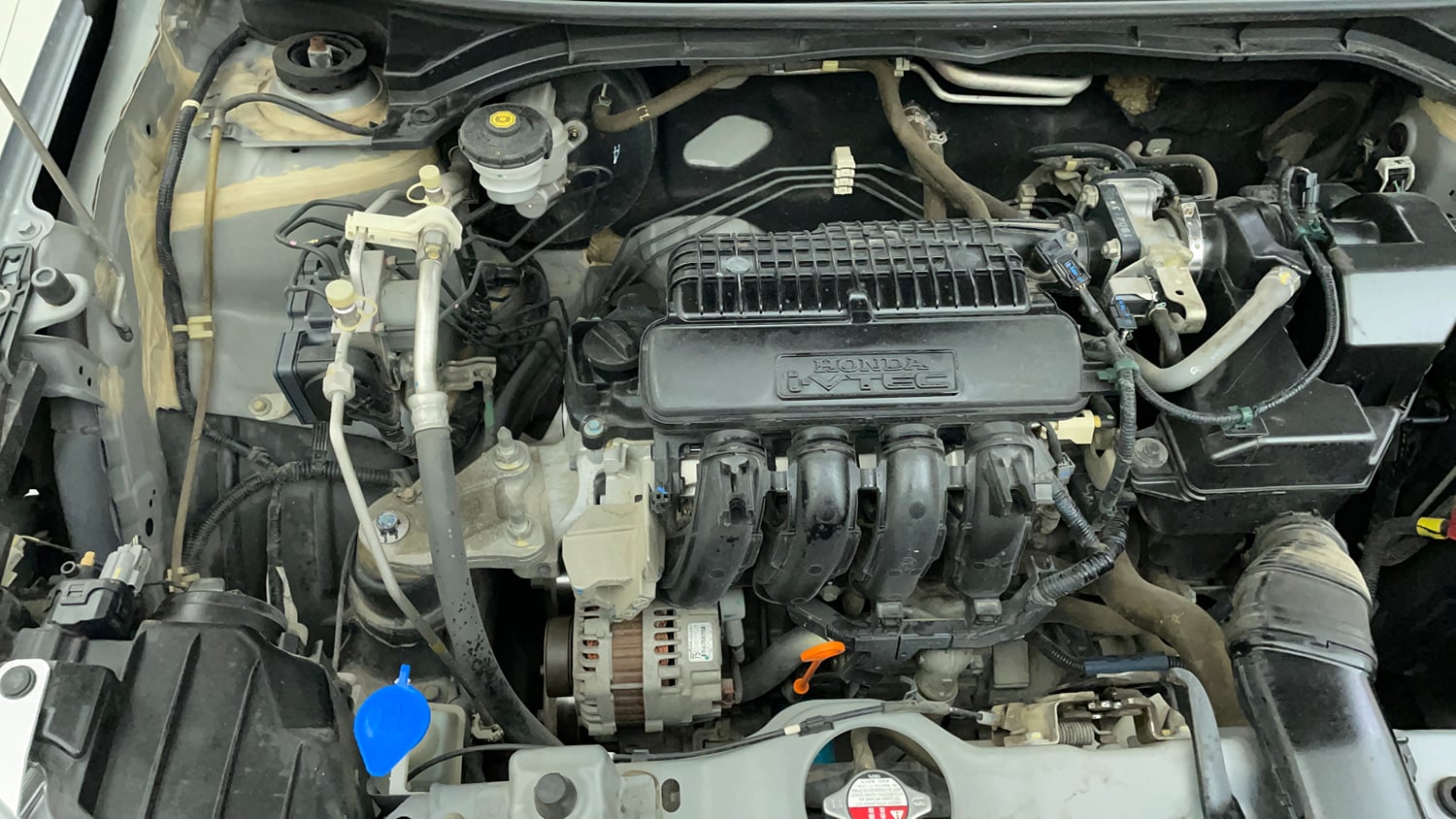 Used 2019 Honda Amaze 1.2 V CVT Petrol Petrol Automatic engine ENGINE RIGHT SIDE VIEW