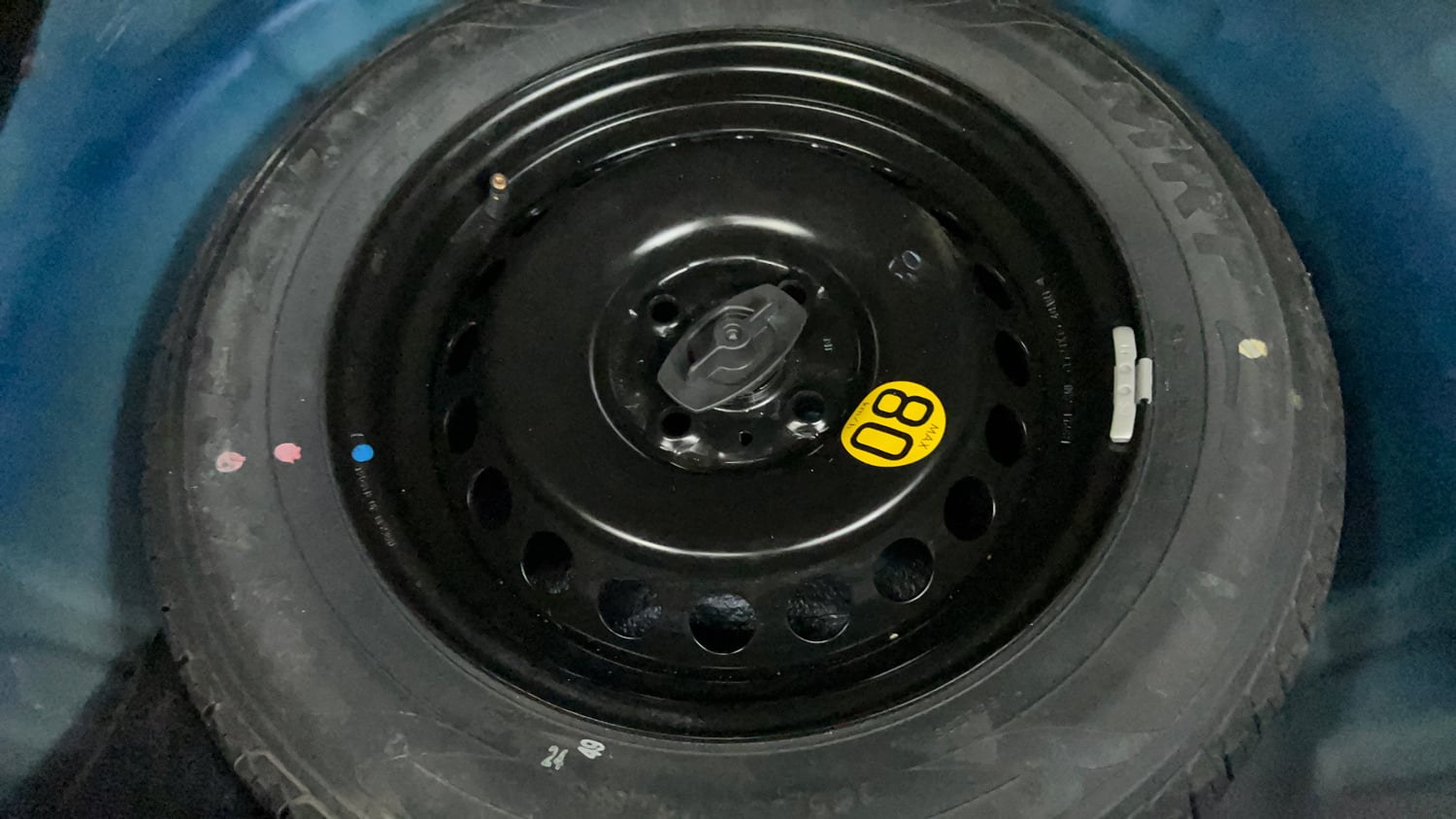 Used 2018 Maruti Suzuki Baleno Alpha 1.2 Petrol Manual tyres SPARE TYRE VIEW