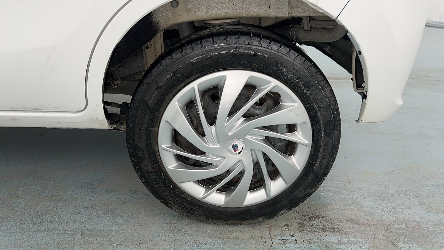 Used 2020 Maruti Suzuki Alto K10 VXi Petrol Manual tyres LEFT REAR TYRE RIM VIEW