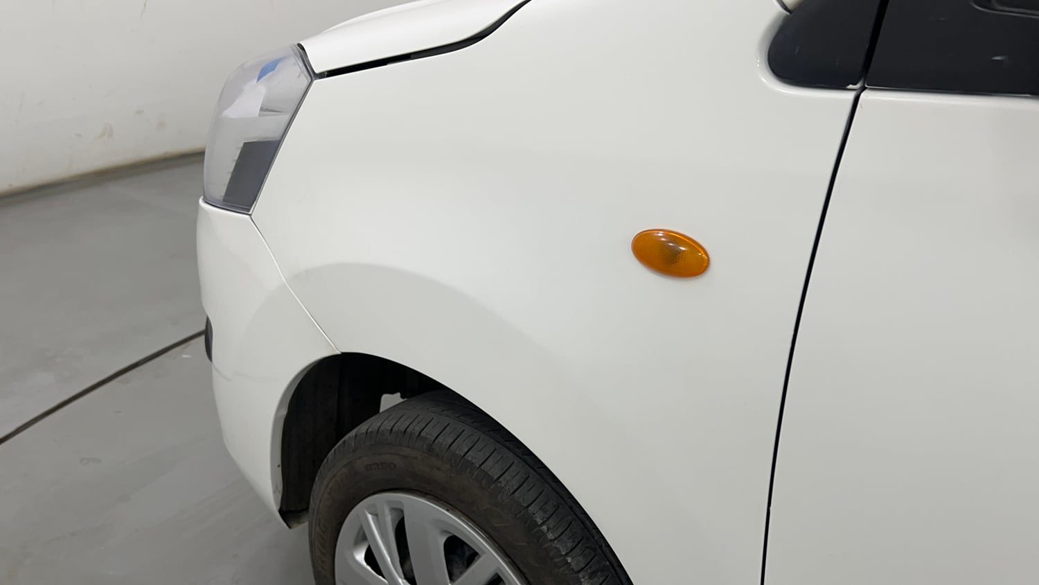 Used 2014 Maruti Suzuki Wagon R VXI Petrol Manual dents MINOR SCRATCH