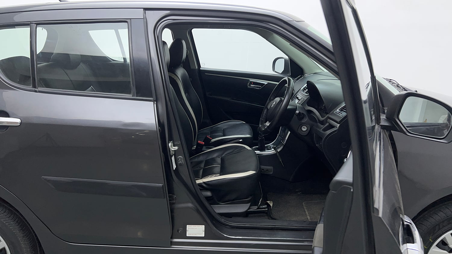 Used 2015 Maruti Suzuki Swift VXi Petrol Manual interior RIGHT SIDE FRONT DOOR CABIN VIEW