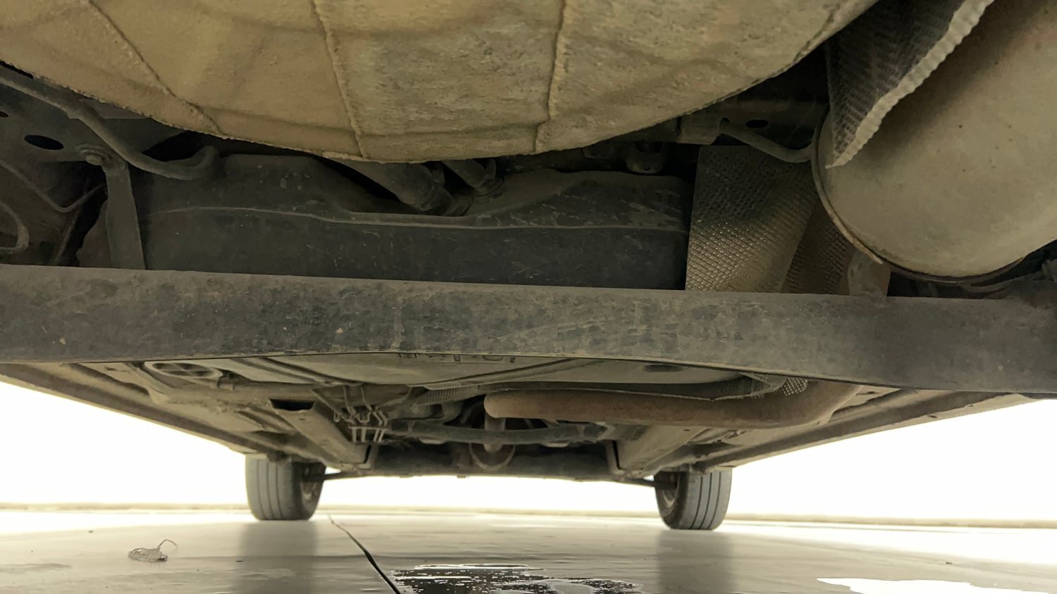 Used 2018 Ford Figo Titanium 1.2 Ti-VCT Petrol Manual extra REAR UNDERBODY VIEW (TAKEN FROM REAR)