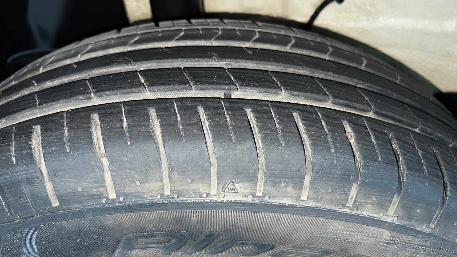 Used 2023 Tata Punch Pure MT Petrol Manual tyres RIGHT REAR TYRE TREAD VIEW