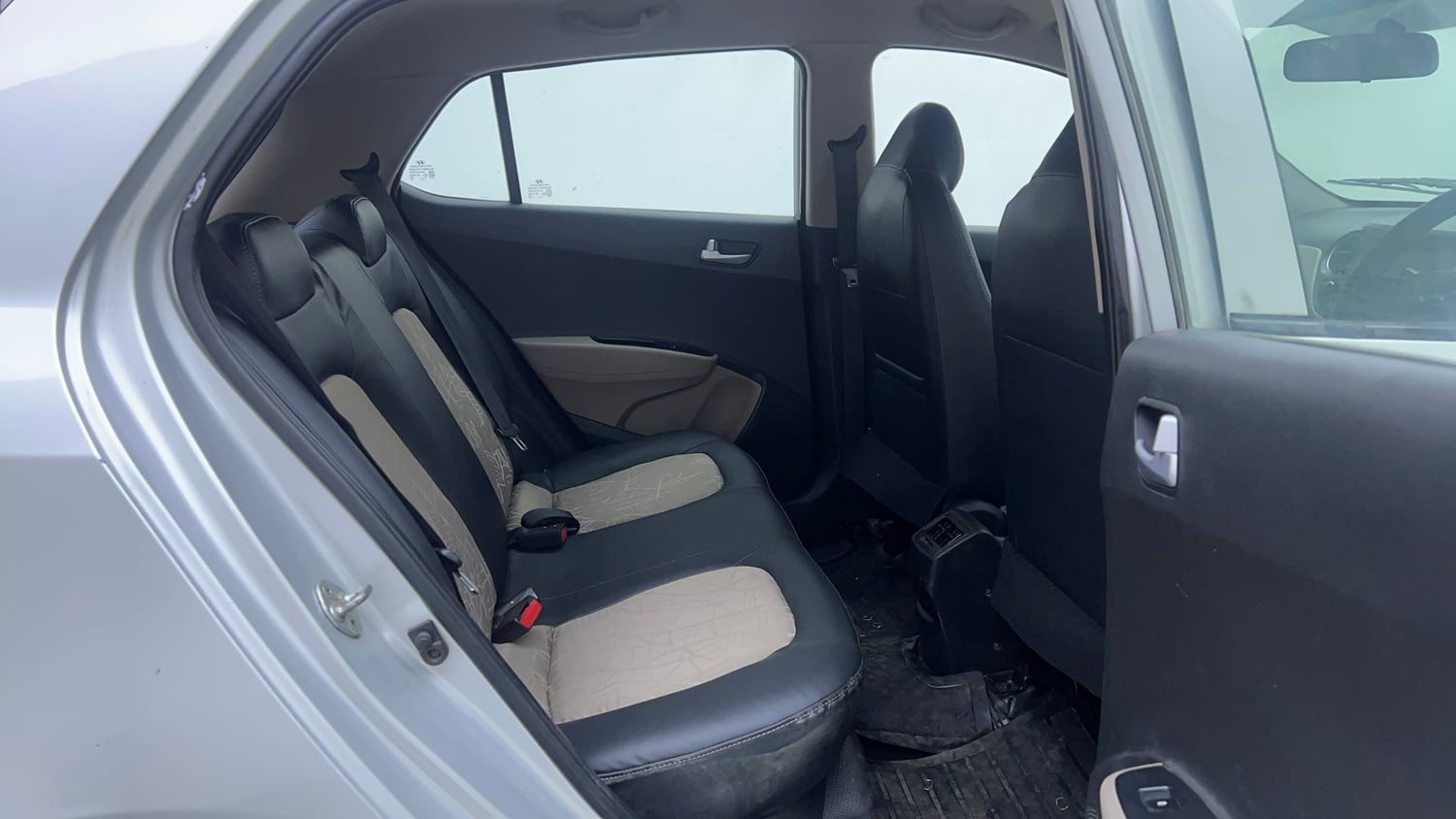 Used 2017 Hyundai Grand i10 Sportz 1.2 Kappa VTVT Petrol Manual interior RIGHT SIDE REAR DOOR CABIN VIEW