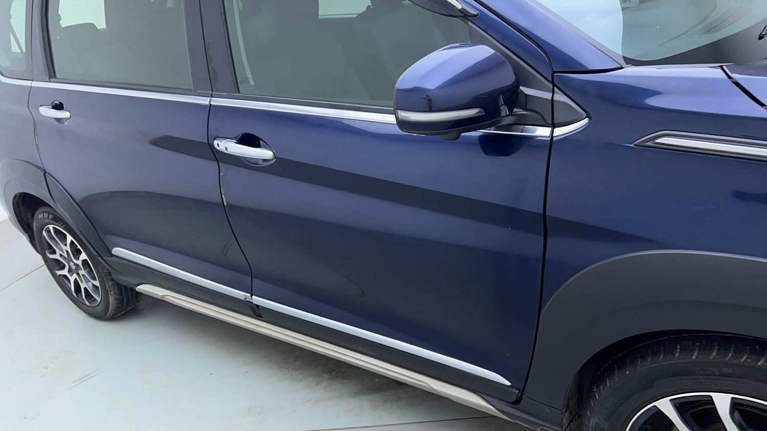 Used 2023 Maruti Suzuki XL6 Alpha Plus MT Petrol Petrol Manual dents MINOR SCRATCH