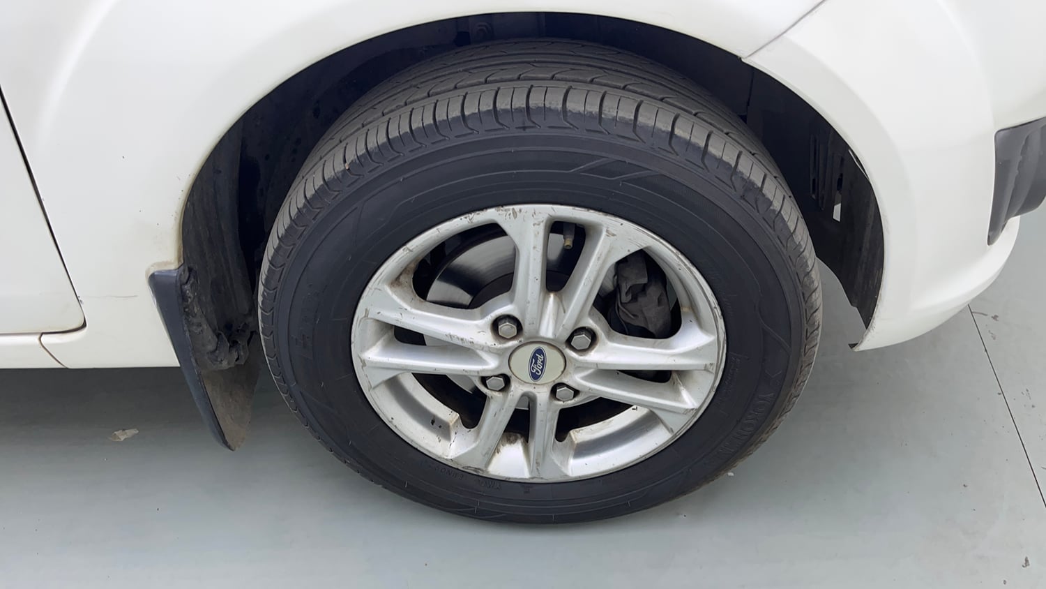 Used 2014 Ford Figo Duratorq Diesel EXI 1.4 Diesel Manual tyres RIGHT FRONT TYRE RIM VIEW