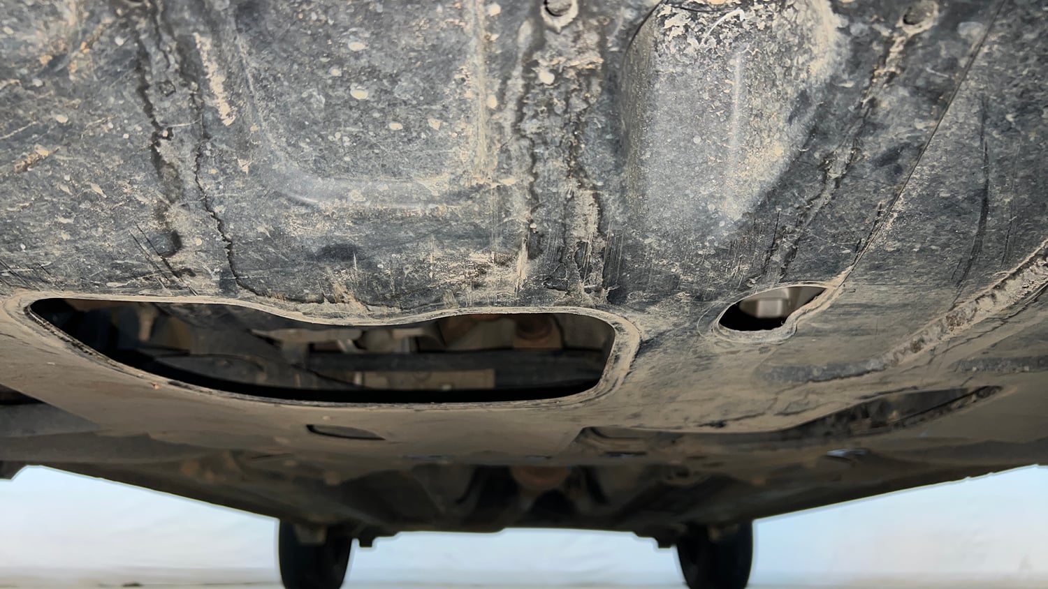 Used 2022 Hyundai Venue SX 1.2 Petrol Petrol Manual extra FRONT LEFT UNDERBODY VIEW