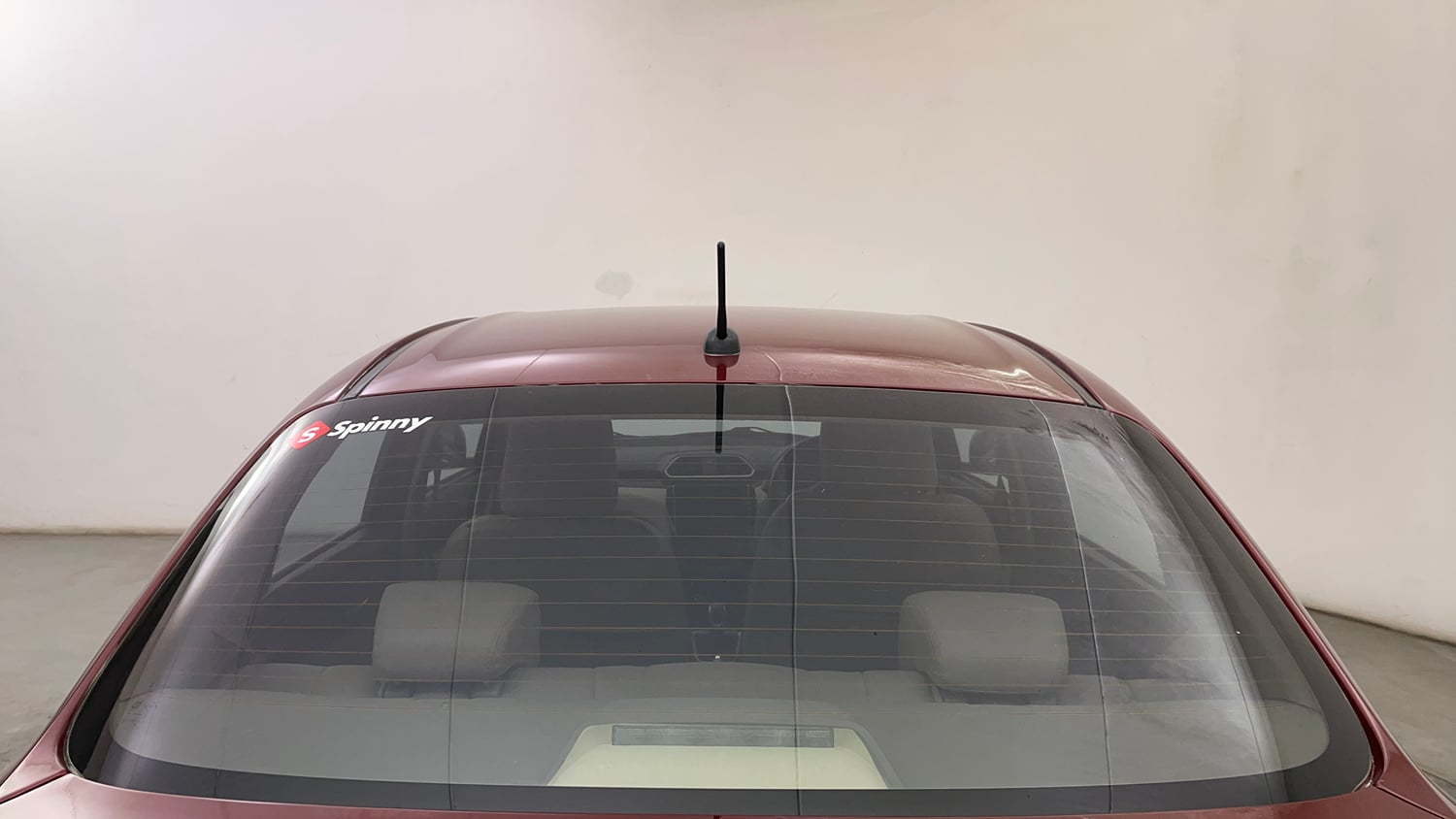 Used 2019 Maruti Suzuki Dzire ZDi Plus AMT Diesel Automatic exterior BACK WINDSHIELD VIEW