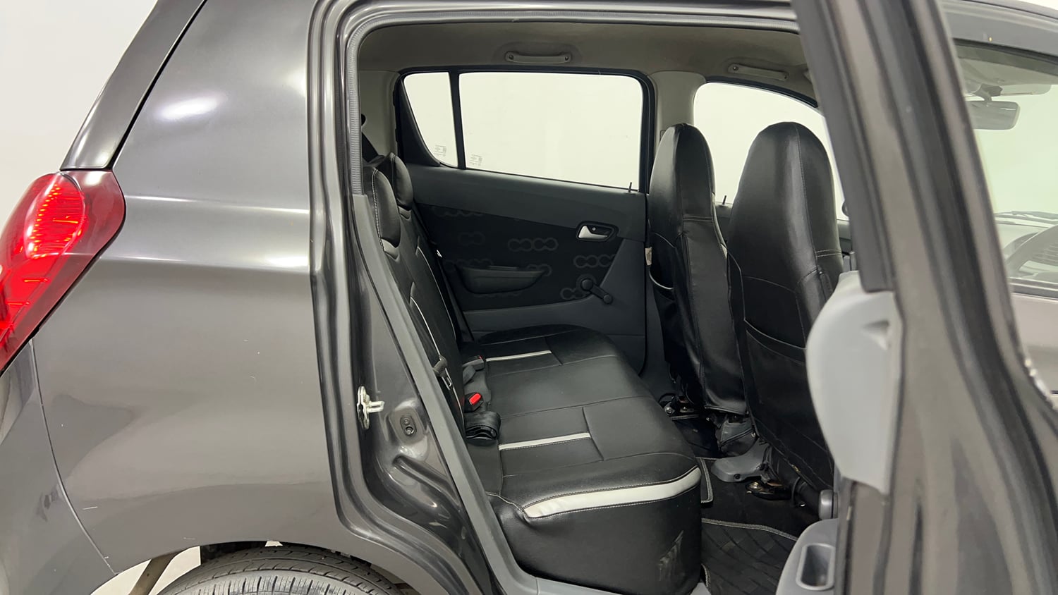 Used 2014 Maruti Suzuki Alto 800 Lxi Petrol Manual interior RIGHT SIDE REAR DOOR CABIN VIEW