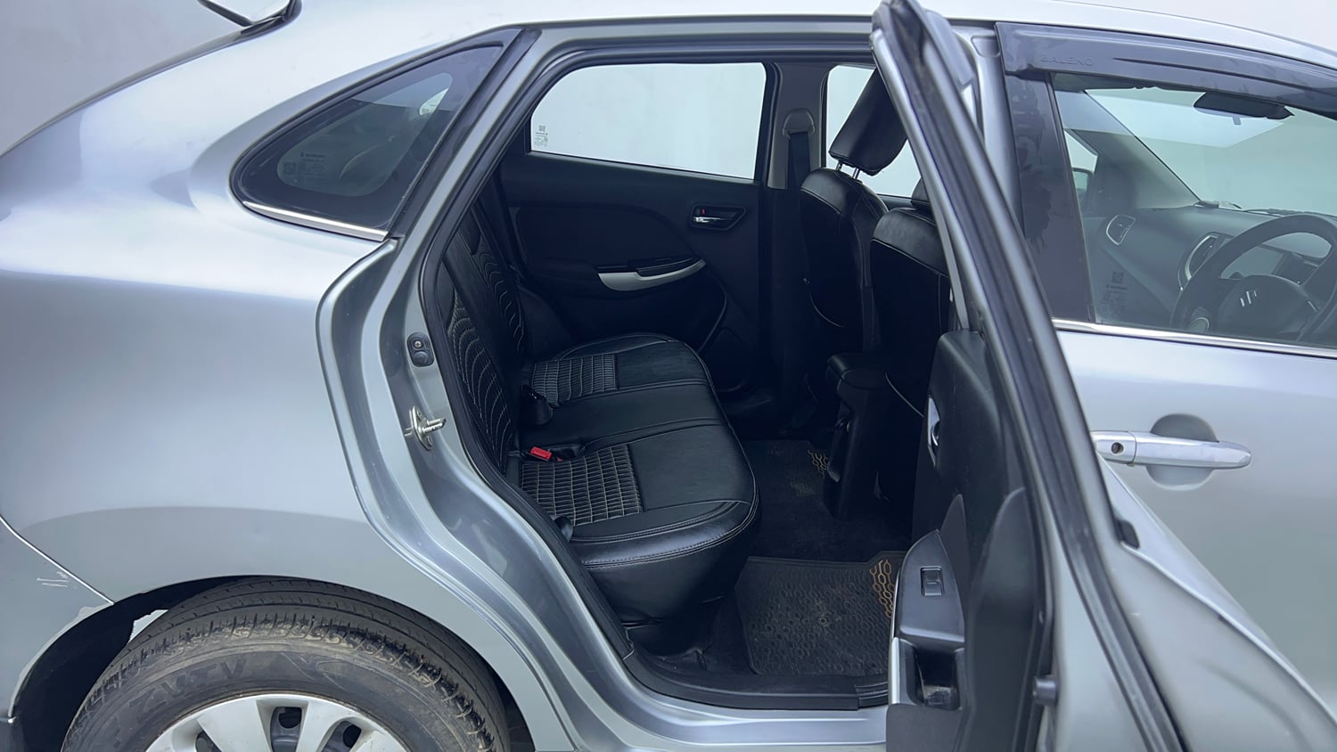 Used 2018 Maruti Suzuki Baleno Delta 1.2 AT Petrol Automatic interior RIGHT SIDE REAR DOOR CABIN VIEW
