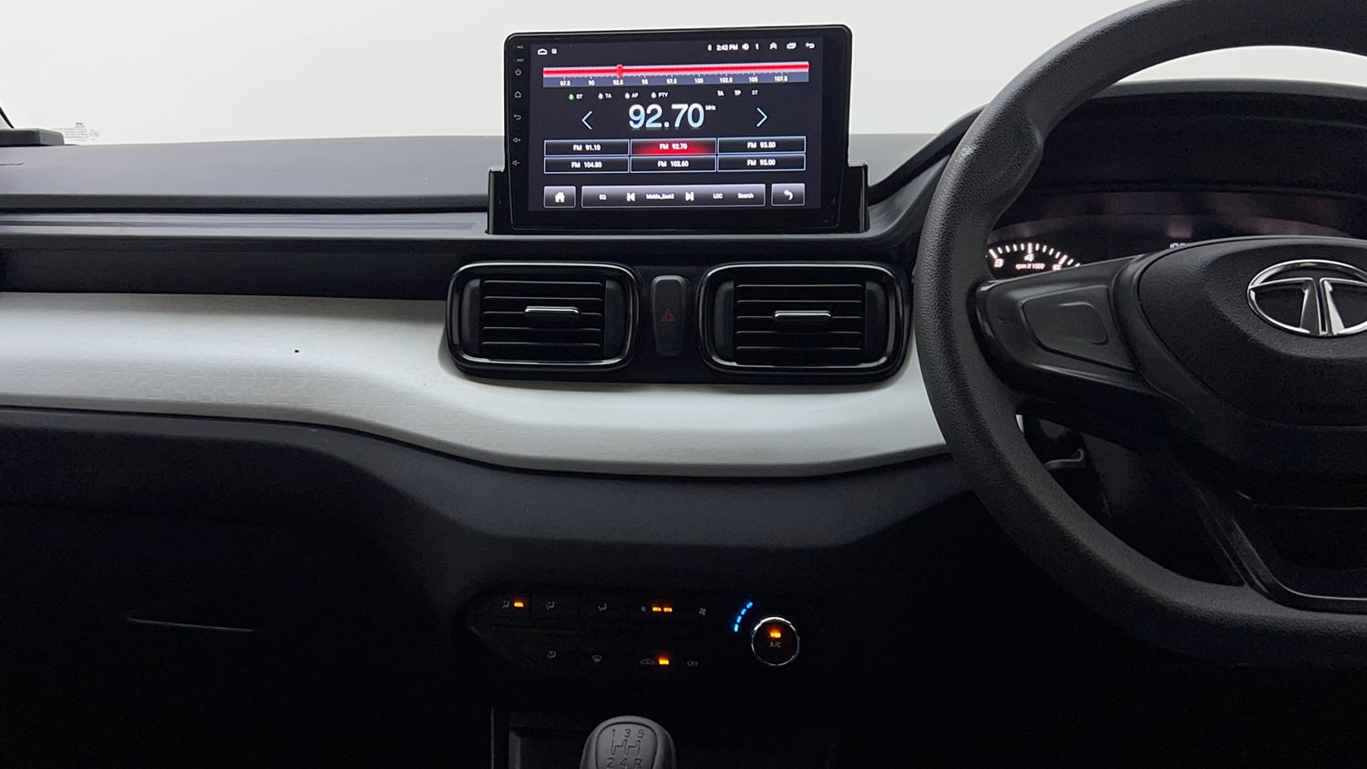 Used 2023 Tata Punch Pure MT Petrol Manual interior MUSIC SYSTEM & AC CONTROL VIEW