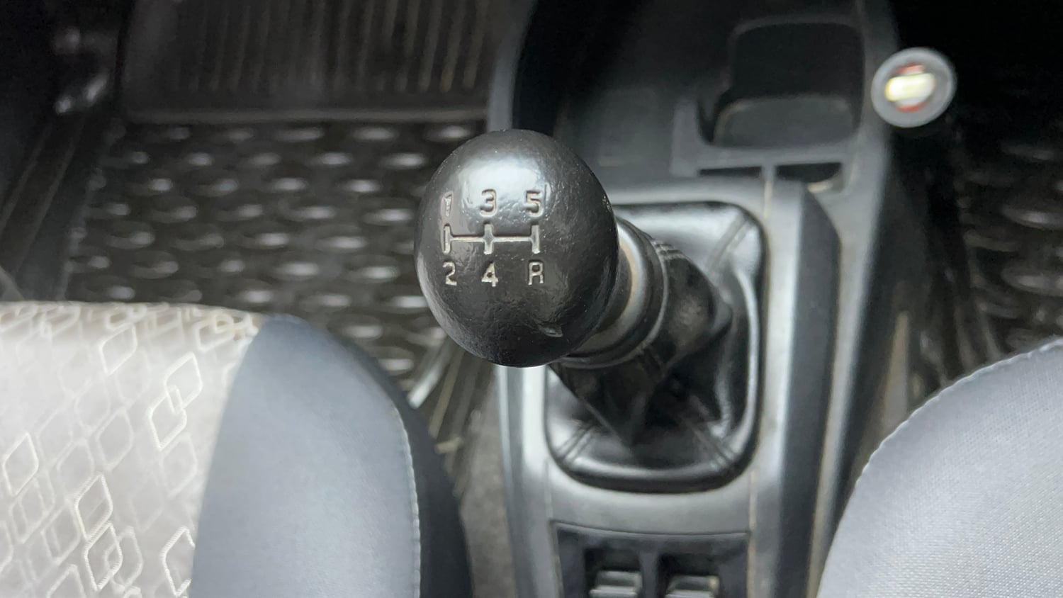 Used 2018 Maruti Suzuki Alto 800 VXi Petrol Manual interior GEAR  KNOB VIEW