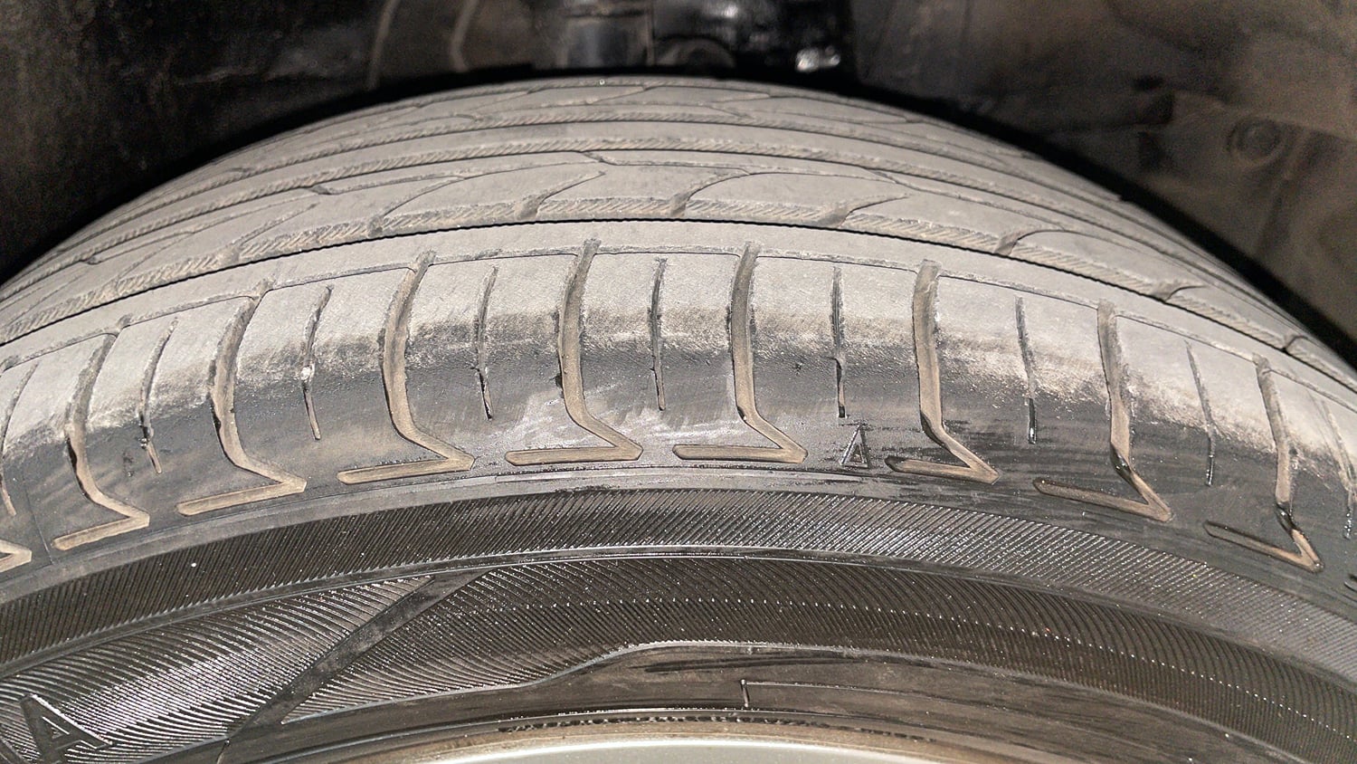 Used 2016 Honda Jazz V Petrol Petrol Manual tyres RIGHT FRONT TYRE TREAD VIEW